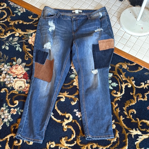 C est 1946 plus size patchwork jeans- worn‎ a few times - Picture 1 of 6